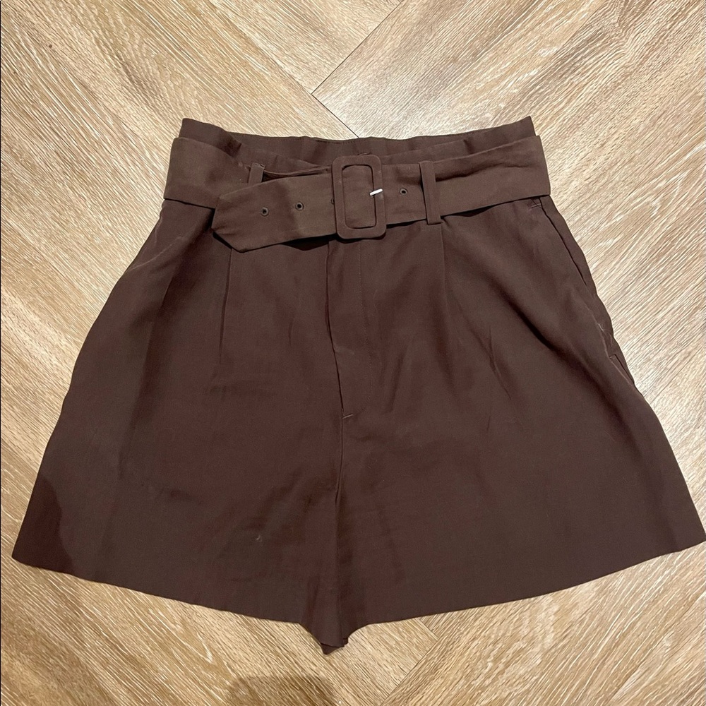 H&M Belted High-Waisted Chocolate Shorts